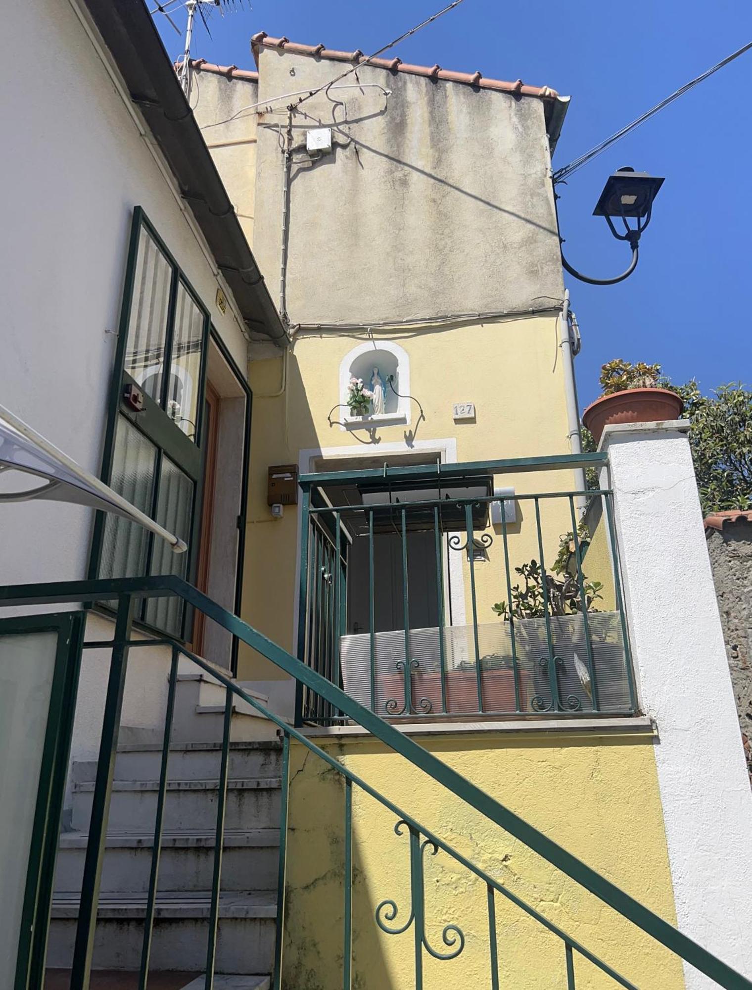 Casa Graziella Bed & Breakfast Celle Ligure Exterior photo